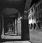 Via Belzoni, i portici (1959)
